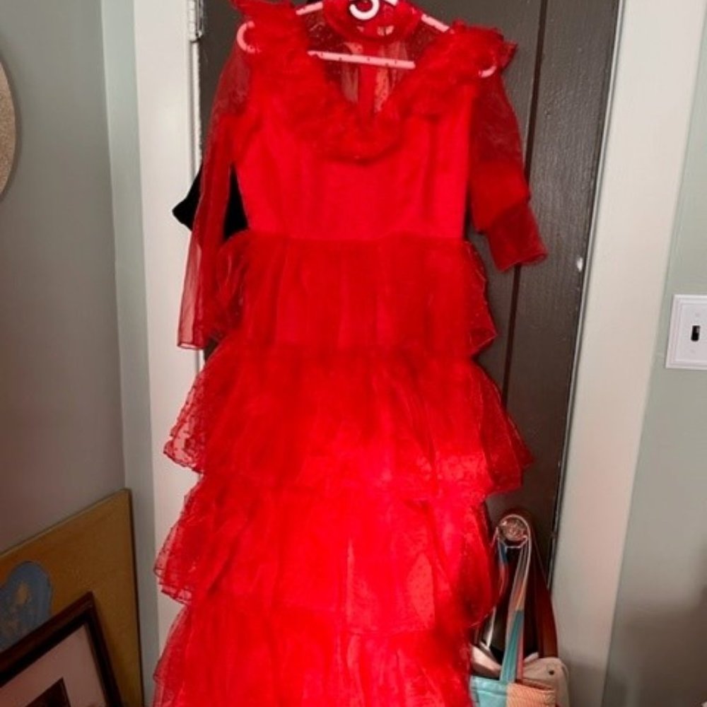 "Lydia Deetz" Red Wedding Dress (Beetljuice)